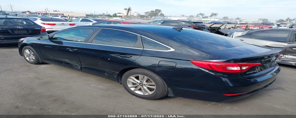 5NPE24AFXGH283899 2016 HYUNDAI SONATA photo no. 3