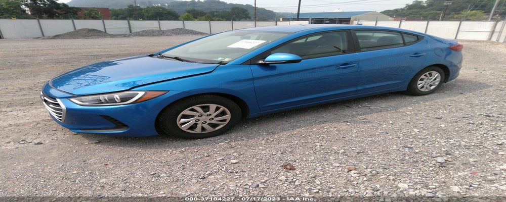KMHD74LF7HU144746 2017 HYUNDAI ELANTRA photo no. 2