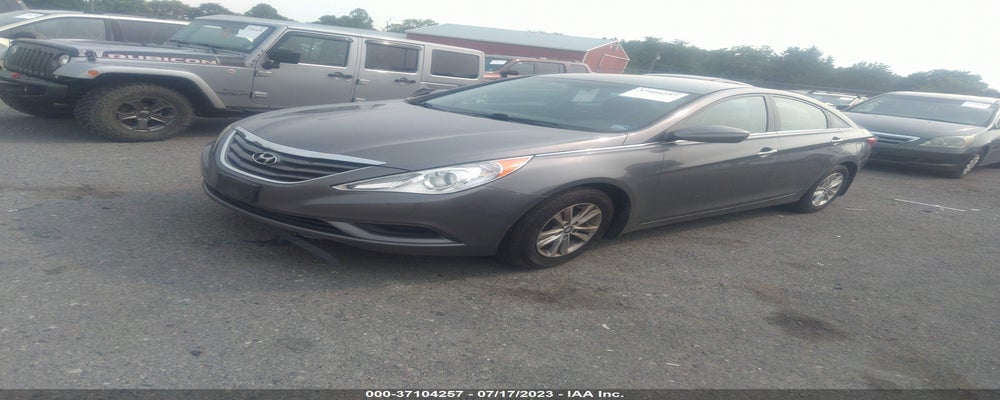 5NPEB4AC4DH637420 2013 HYUNDAI SONATA photo no. 2
