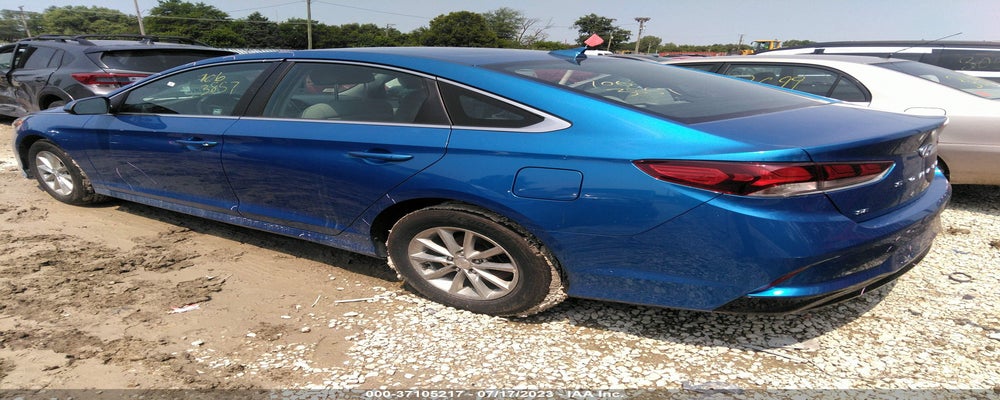 5NPE24AF0KH766570 2019 HYUNDAI SONATA photo no. 3