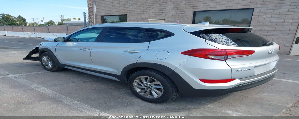 KM8J33A4XJU769061 2018 HYUNDAI TUCSON photo no. 3