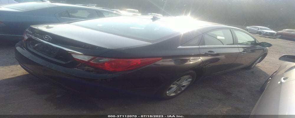5NPEB4AC3CH453665 2012 HYUNDAI SONATA photo no. 4