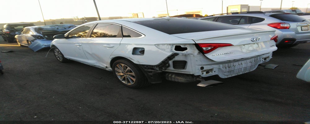 5NPE34AF2FH229864 2015 HYUNDAI SONATA photo no. 3