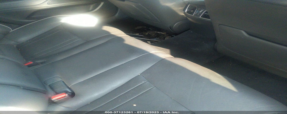 KMHGN4JE2FU018742 2015 HYUNDAI GENESIS photo no. 8