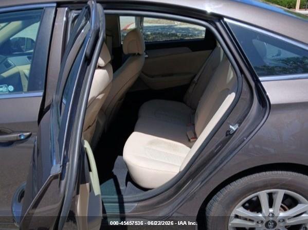 2017 Hyundai SONATA SE photo 8