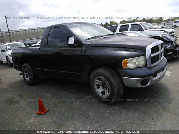 2004 Freightliner M 2 106