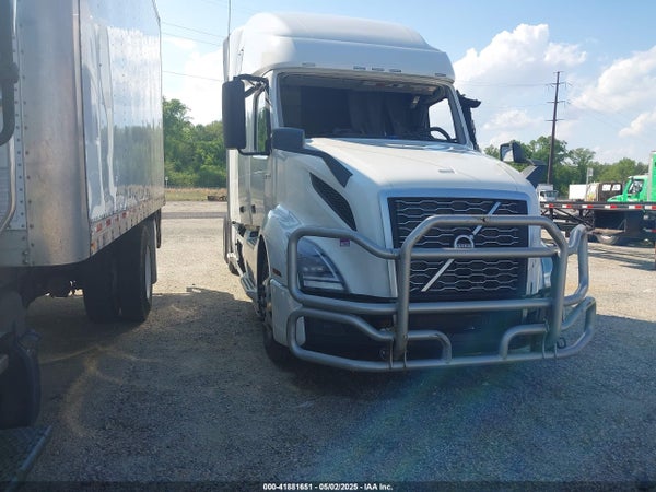 2023 Volvo Vnl