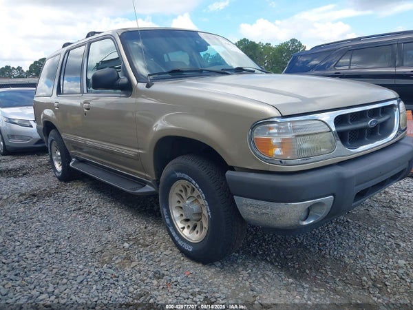 2000 Ford Explorer