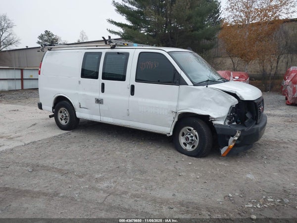 2018 GMC Savana 2500