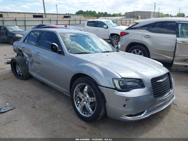 2018 Chrysler 300