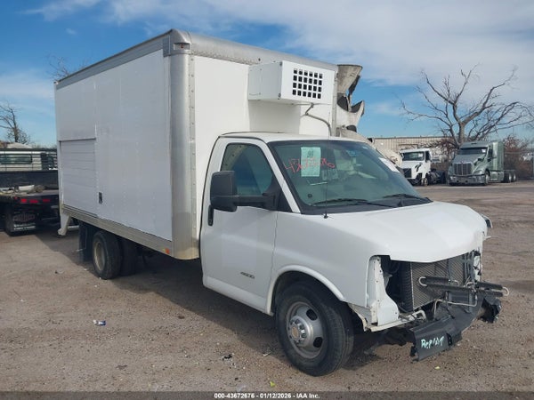 2014 Chevrolet Express Cutaway