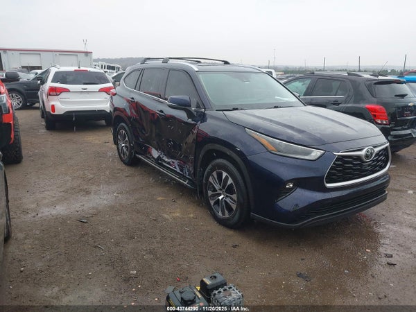 2021 Toyota Highlander