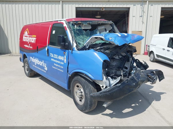 2024 Chevrolet Express Cargo