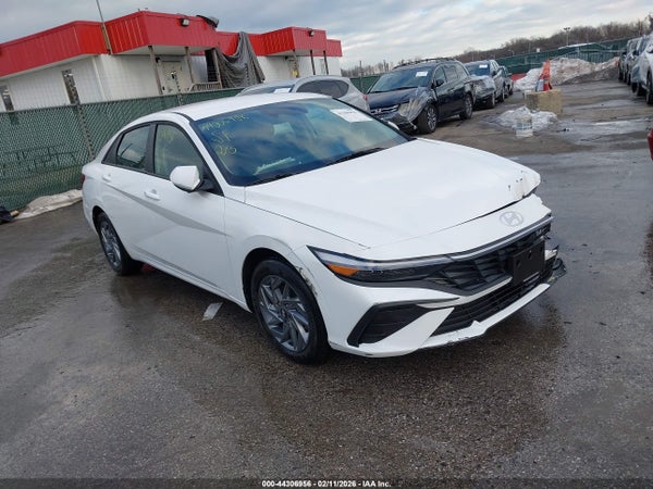 2025 Hyundai Elantra Hybrid