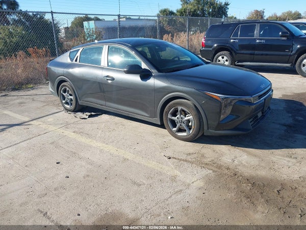 2025 Kia K4