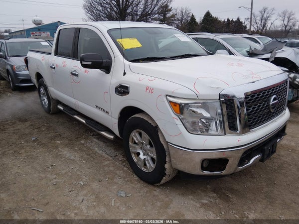 2017 Nissan Titan