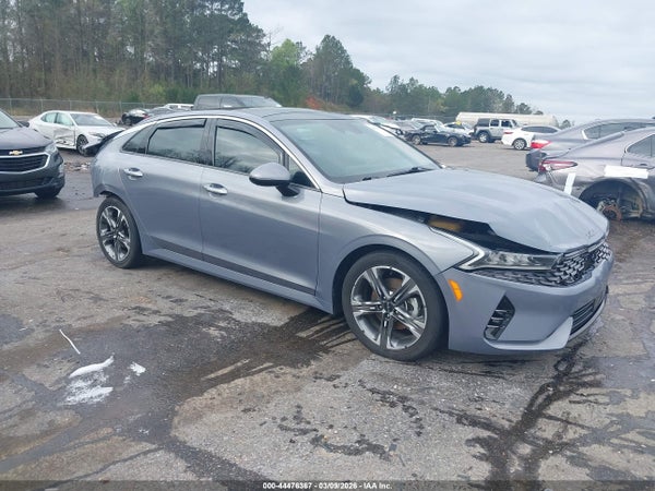 2022 Kia K5