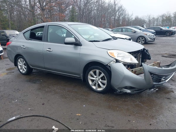 2014 Nissan Versa
