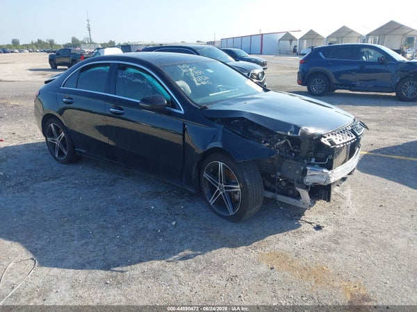 2019 Mercedes-Benz A 220