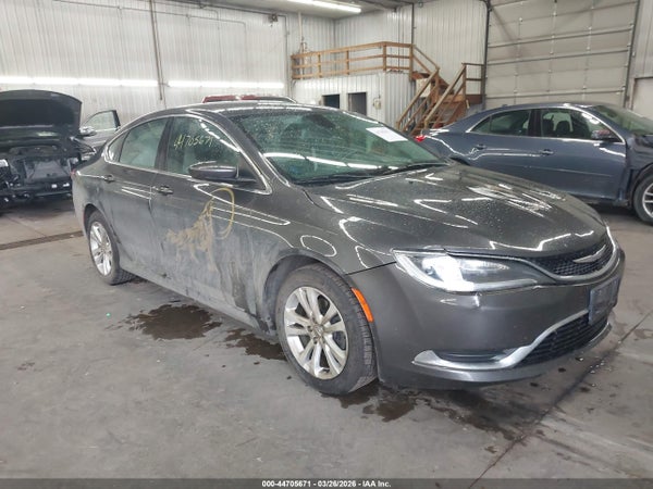 2016 Chrysler 200