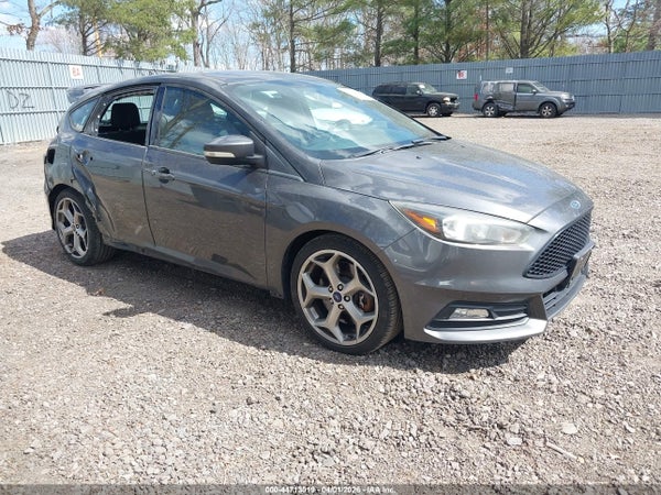 2016 Ford Focus St