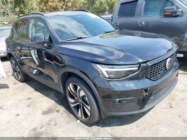 2024 Volvo Xc40