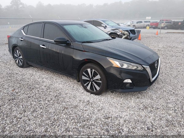 2022 Nissan Altima