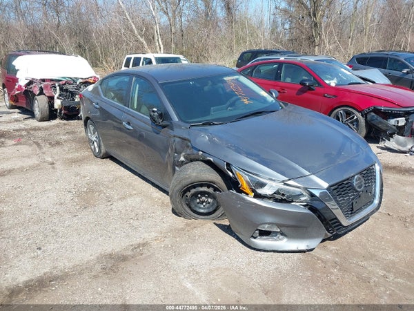 2020 Nissan Altima