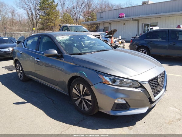 2022 Nissan Altima