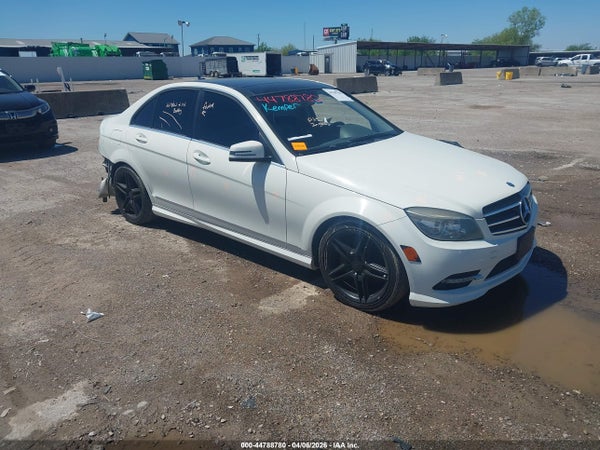 2011 Mercedes-Benz C 300