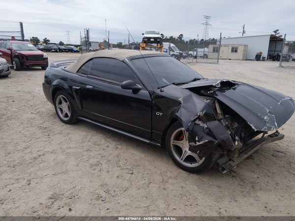 2000 Ford Mustang
