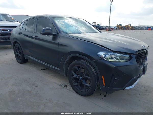 2022 BMW X4