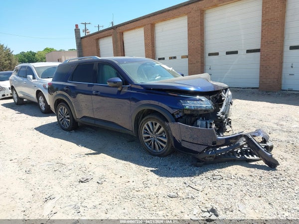 2022 Nissan Pathfinder