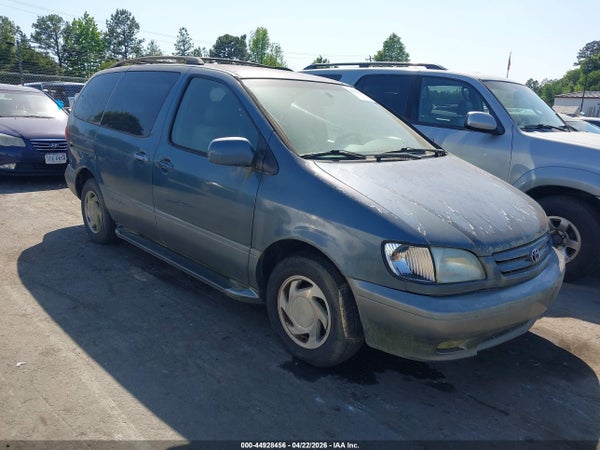 2002 Toyota Sienna