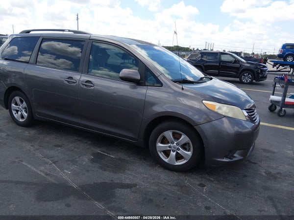 2013 Toyota Sienna