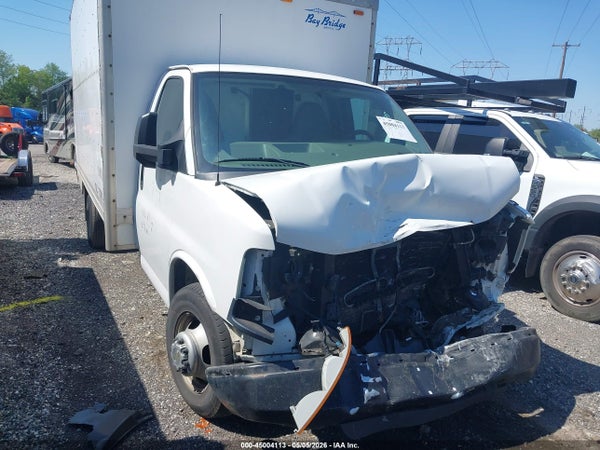 2014 Chevrolet Express Cutaway