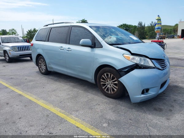 2016 Toyota Sienna