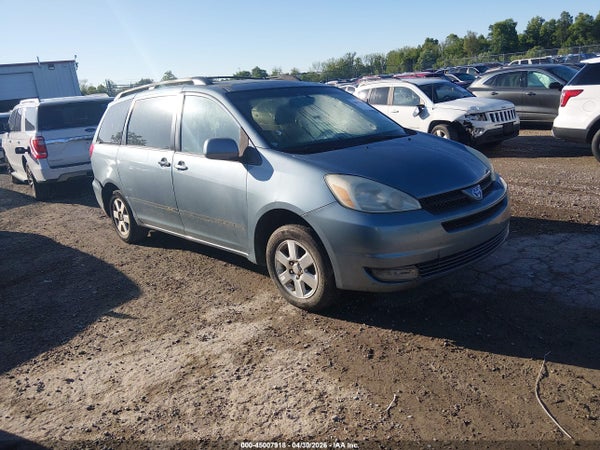 2004 Toyota Sienna