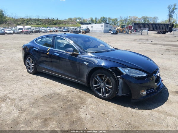 2014 Tesla Model S
