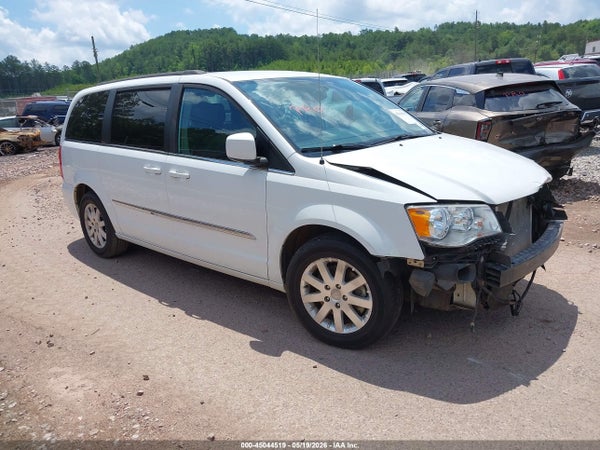 2015 Chrysler Town & Country