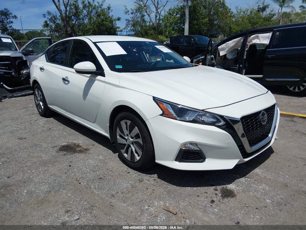 2020 Nissan Altima