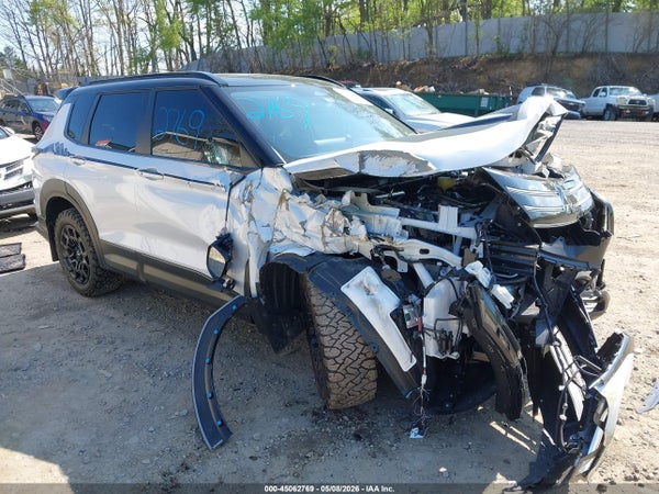 2025 Mitsubishi Outlander