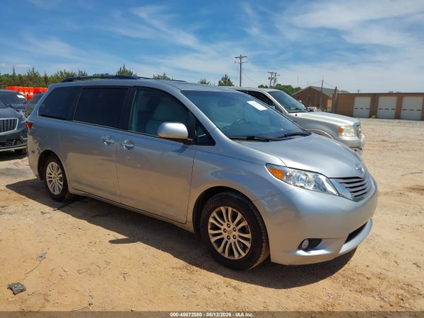2016 Toyota Sienna