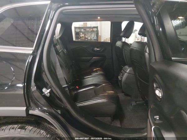 Thumbnail 8