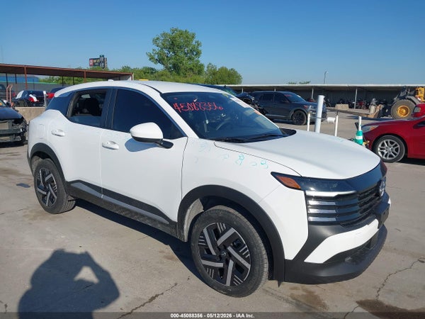 2025 Nissan Kicks