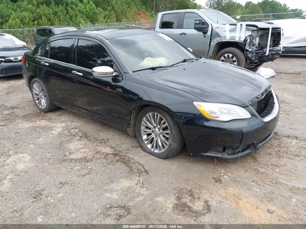 2013 Chrysler 200