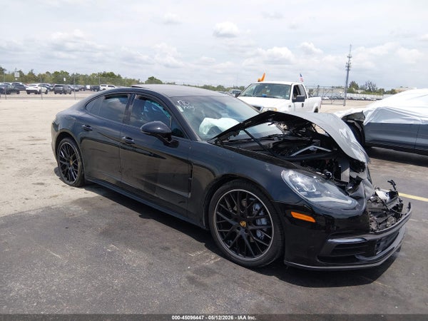 2018 Porsche Panamera