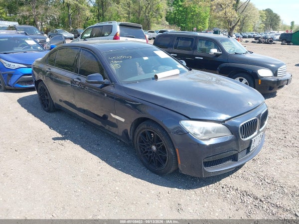 2013 BMW 740li