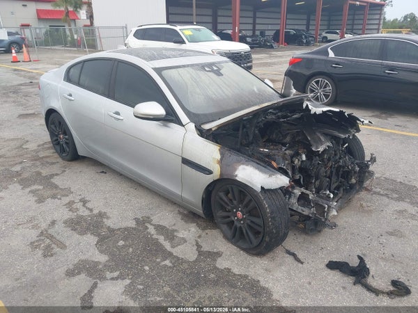 2020 Jaguar Xe