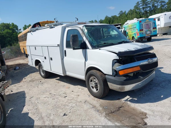 2009 Chevrolet Express Cutaway
